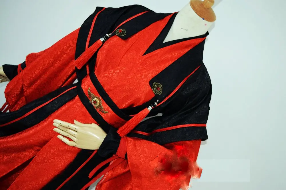 red and black hanfu