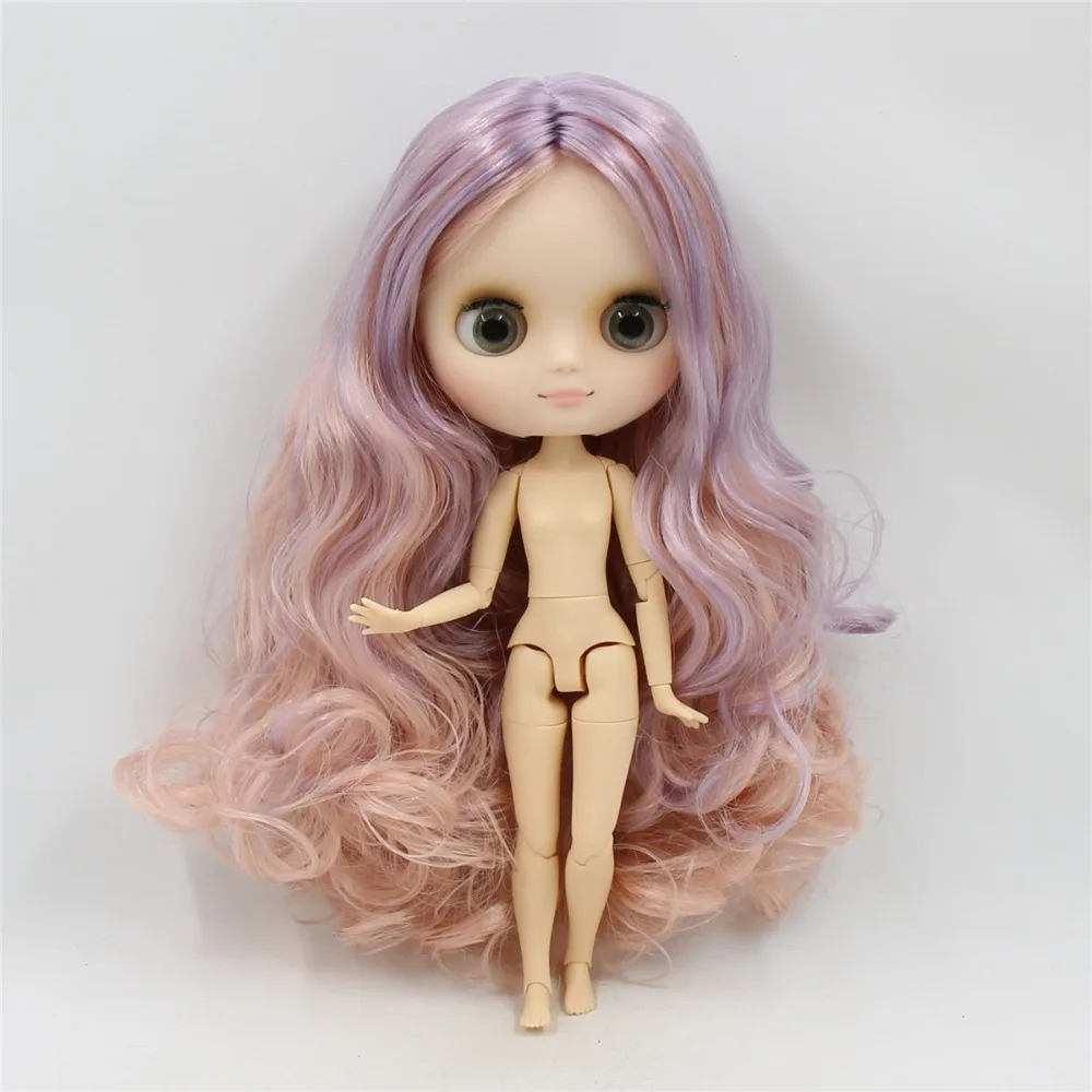 Middie Blythe 多色頭髮、可傾斜頭部的娃娃 Custom 關節體1