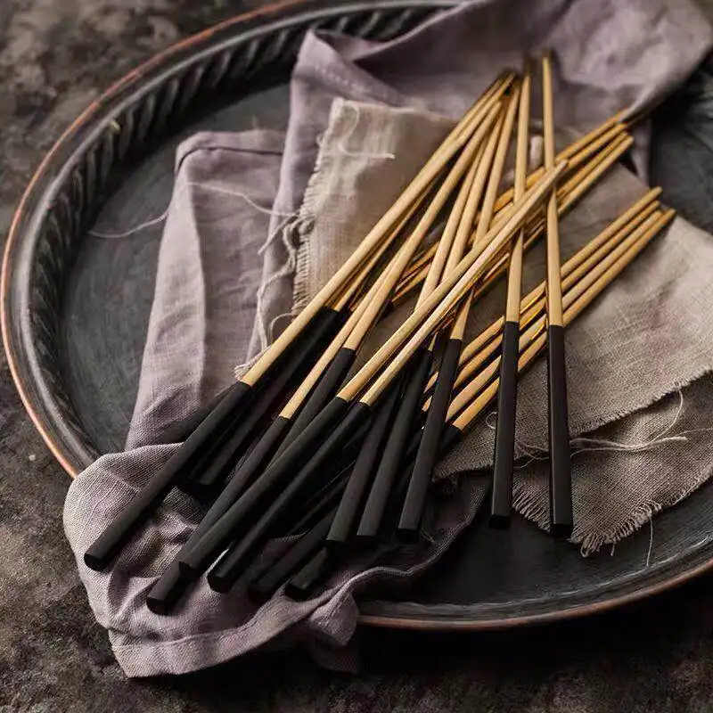

1 pair Stainless steel Travel chopsticks Korea Non-slip Reusable Western tableware Christmas Gifts Chinese Chopsticks kitchen