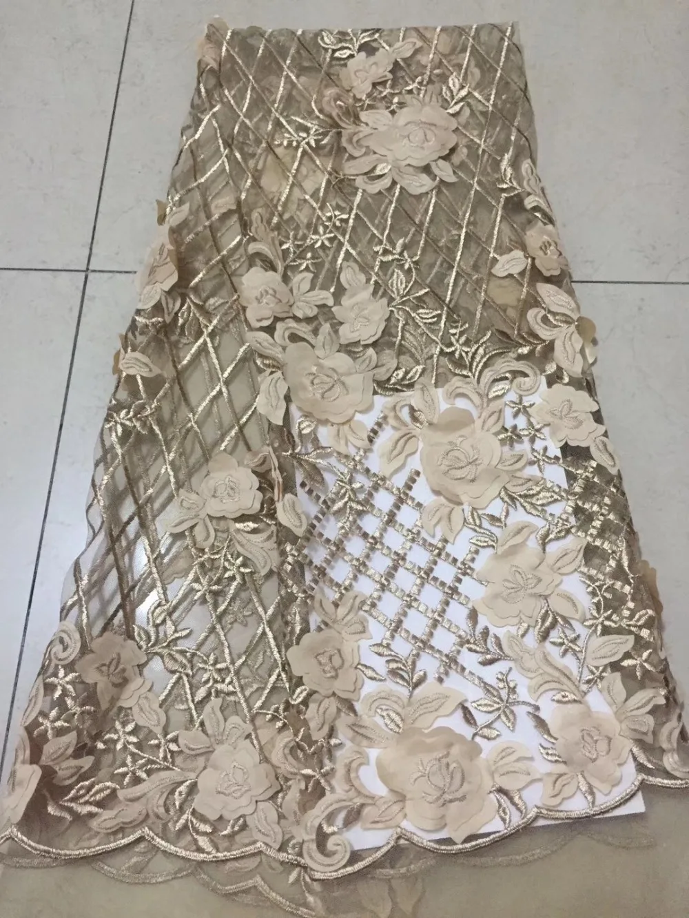 High Quality African cut Lace Fabric Net 2018 French Tulle beautiful Color Nigerian For Wedding | Дом и сад