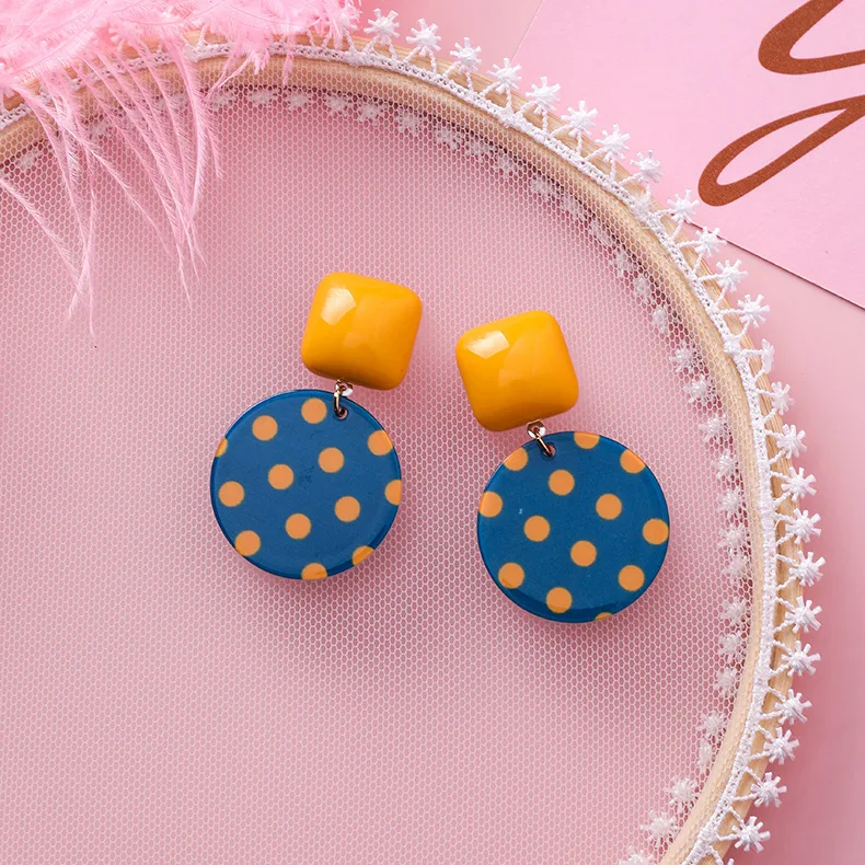 

NHGBFT Personality Sweet Square Round Wave Point Earrings For Womens Popular Yellow Blue Hit Color Geometry Earring