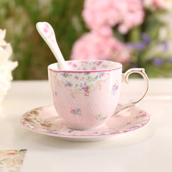 

British Royal Pastoral Bone China Tea Cup Saucer Set Rose Ceramic Teacup Advanced Porcelain Coffee Cup Teatime Drinkware