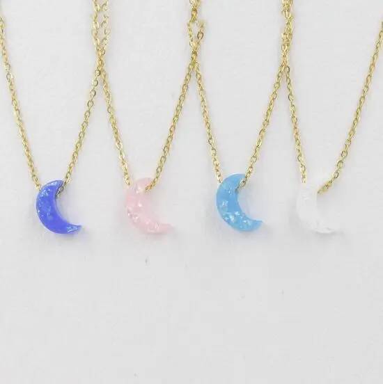 

Handmade Opal Crystal Blue Moon Pendant Necklace Resin Crescent Jewelry for women girlfriend Lovely Minimalism Necklace