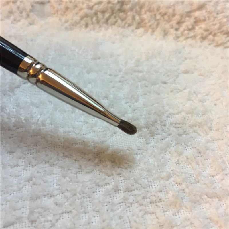 Hakuhodo B5510 Smudge Brush _ 4