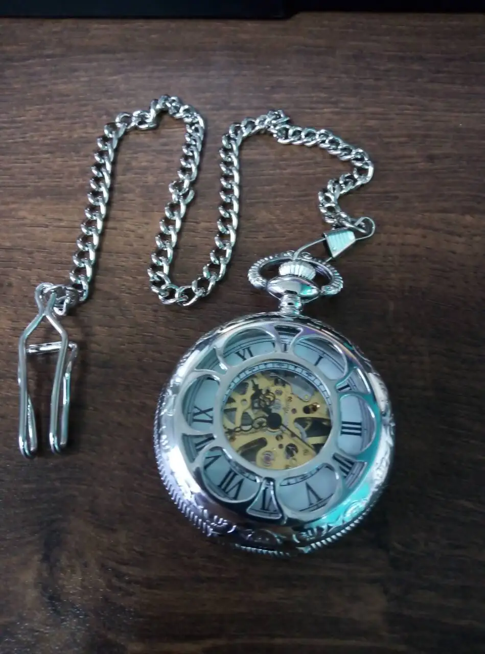 

Exquisite Silver Hollow Perspective Pocket Watch Lovely Mechanical Pocket Watch Luxury Flower Pendant Chain Birthday Gift