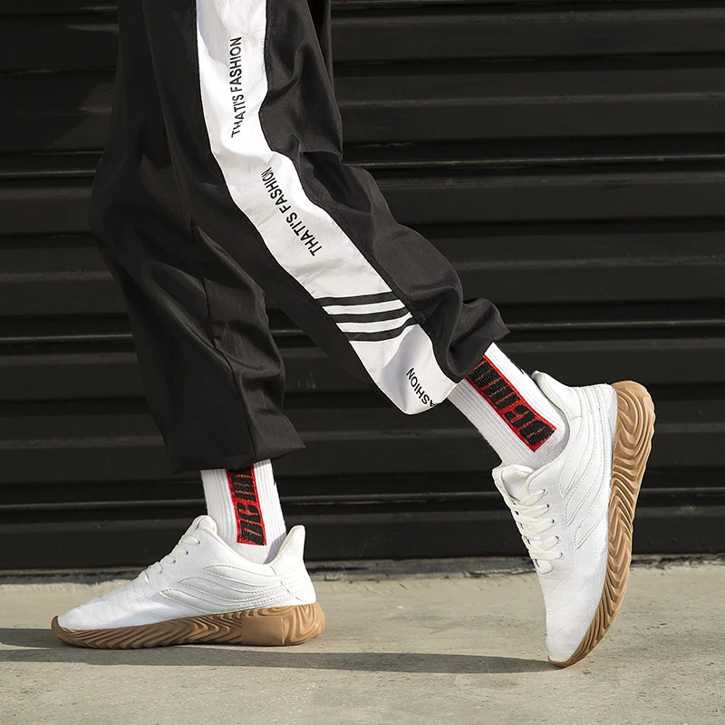 Для мужчин s спортивная обувь Новый модный тренд Высокое качество Мягкие