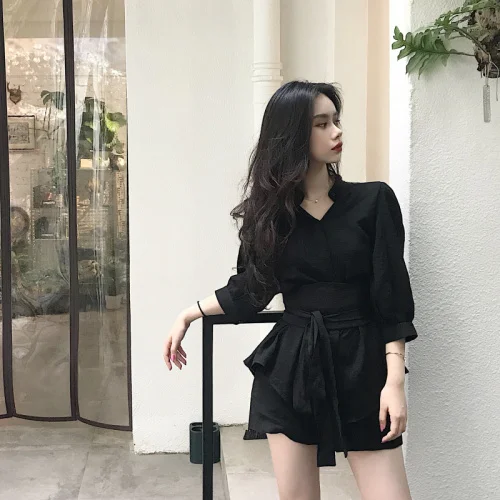 

Summer Korean White Women Shorts Set V Neck Casual 2 Piece Set Woman Blouse 2 Pcs Set 2019 Korean Clothes Loose Womens Outfits