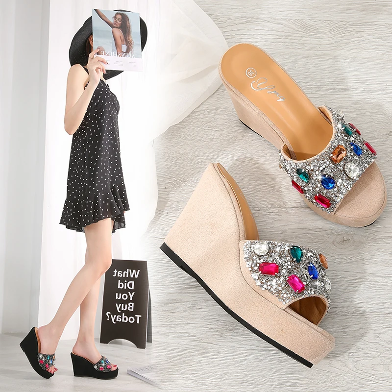 النساء ارتداء أسافين عالية الكعب أحذية الشاطئ بلورات صنادل أرضية الملونة الصيف المفتوحة تو الانزلاق على الصنادل حجم 32-39 النساء ارتداء أسافين عالية الكعب أحذية الشاطئ بلورات صنادل أرضية الملونة الصيف المفتوحة تو الانزلاق على الصنادل حجم 32-39