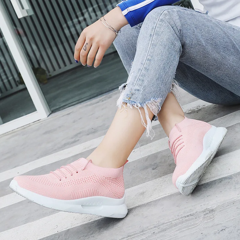

New Arrival Breathable Flat Women Shoes Summer Ladies Fashion Casual Shoes Lightweight Soft Sneakers Female