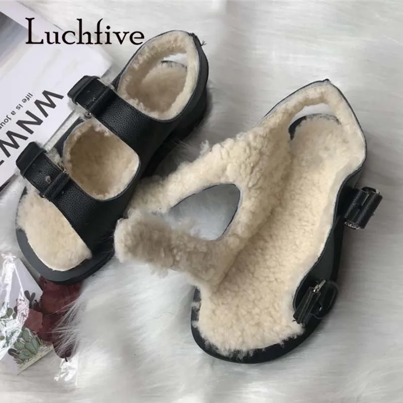

2018 Chic Design Wool Fur Sandals Woman Open Toe Buckle Thick Bottom Casual Shoes
