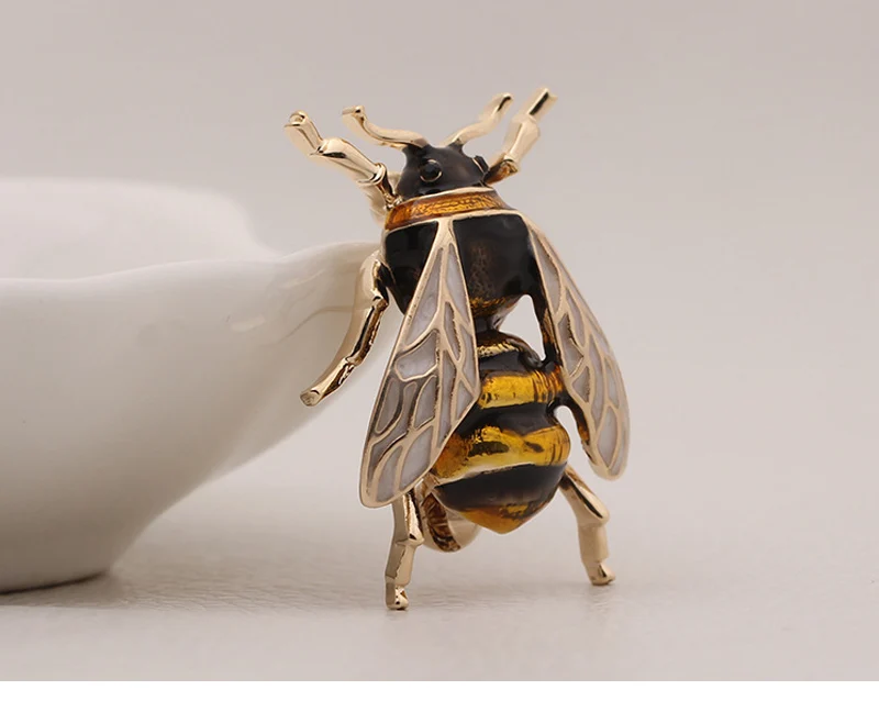 bee-brooch_10