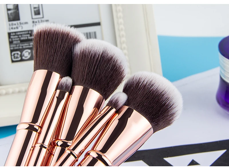 makeup brushes (4)