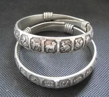 

Chinese Ancient Handmade Miao Silver Sculpture Twelve Zodiac Animal Adjustment Bracelet Lucky Bracelet