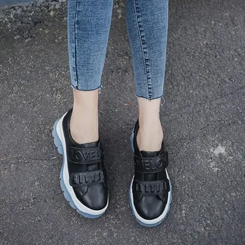 

MLJUESE 2020 fashion sneakers cow leather black color casual shoes autumn spring Dad sneakers Vulcanize Shoes fashion sneakers