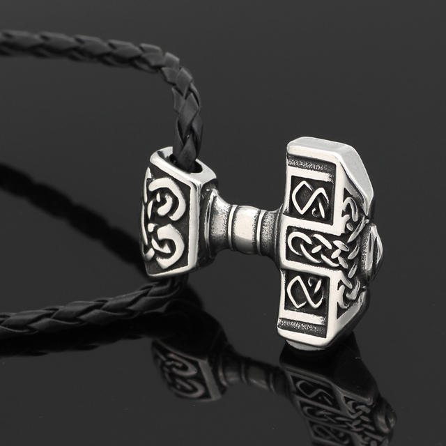 316L STAINLESS STEEL NORSE VIKING THOR’S HAMMER NECKLACE (2 VARIAN)