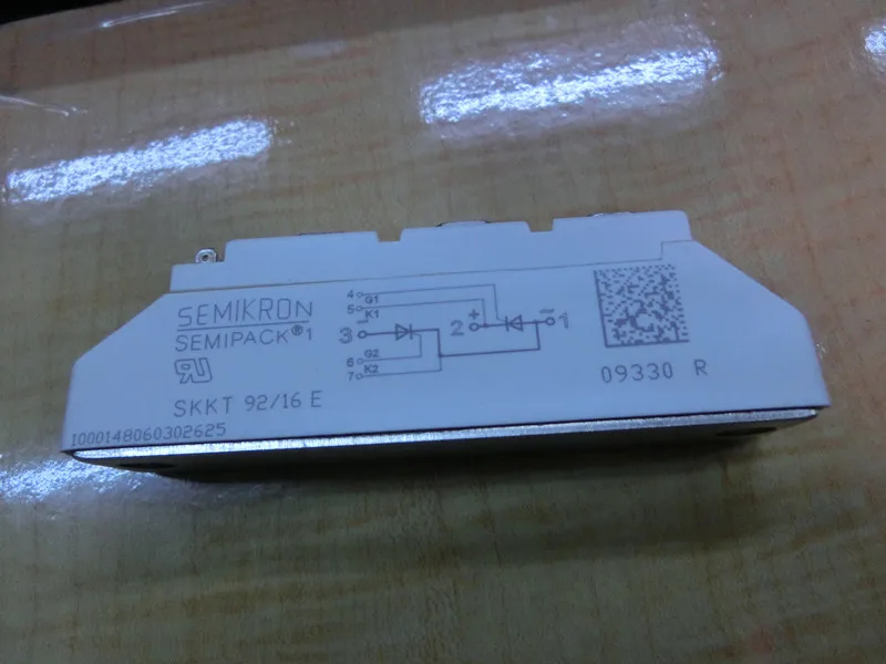 

Free Shipping New and original SKKT92/16E Power supply module