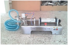 200-1500ml Single Head Liquid Softdrink Pneumatic Filling Machine YS-50HZ GRIND