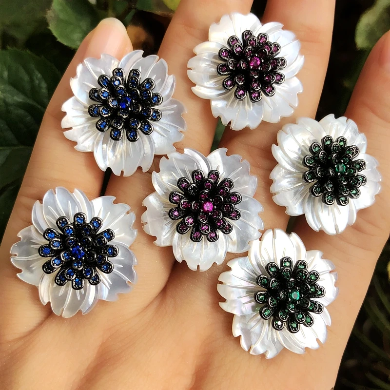 

Natural Freshwater shell Pearl Flower Stud Earrings Full Pave Cubic zirconia Flower Baroque Unique Design women Brincos Jewelry