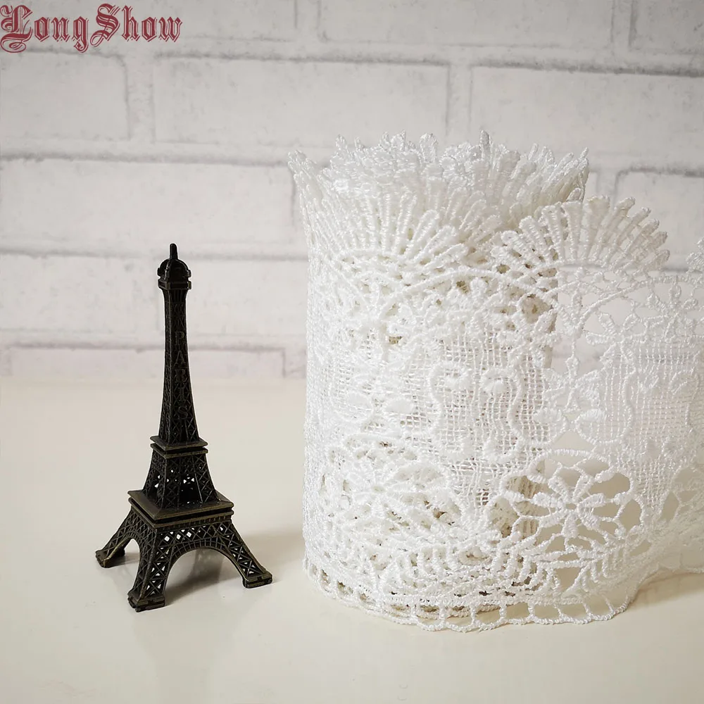 

1lot/5Yards 14cm Wide Pure Polyester White Water Soluble Embroidered Lace Border For Apparel Decoration