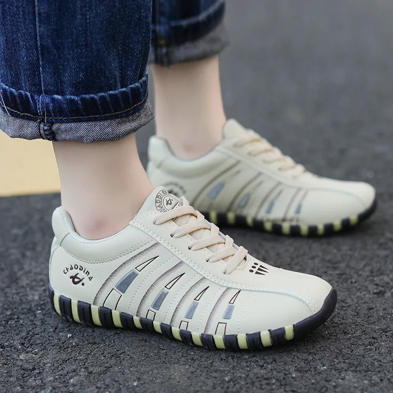 

Summer Flat Sneakers Women Lace Up Spring White Casual Shoes Fashion Leather Women Vulcanize Shoes 2019 Zapatos Mujer VT219