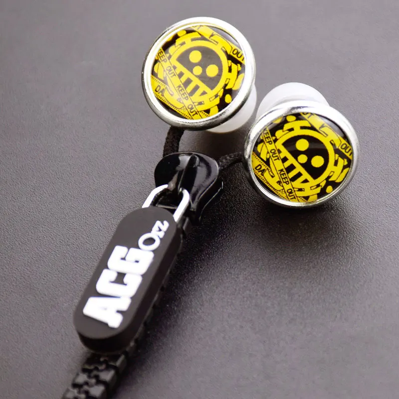 Anime One Piece Trafalgar Law Cartoon Zipper In ear Earphone Wired AUX