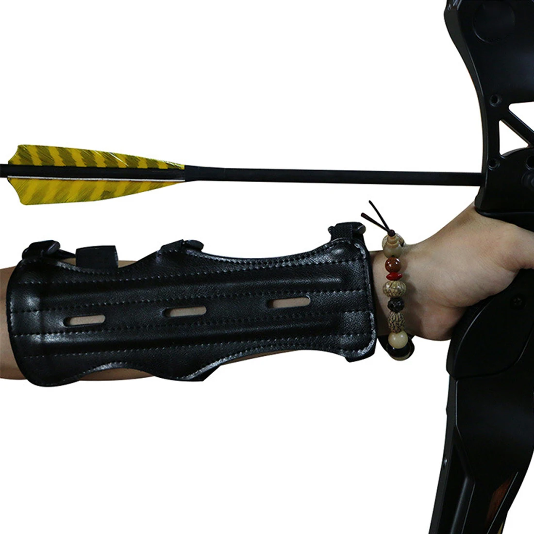 

New Arrival Leather 3 Strap Target Archery Arm Guard Safety Protection Gear Outdoor Hunting