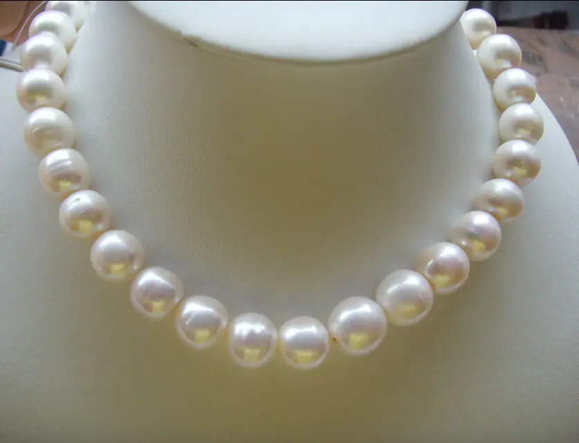 

FREE SHIPPINGHOT HUGE 12-14MM WHITE JAPANESE AKOYA PEARL NECKLACE 18'' 14KGP GOLD CLASP
