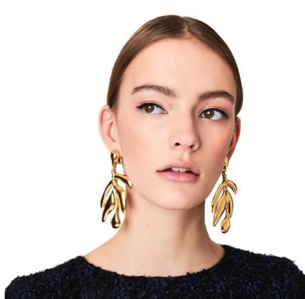 

Qiaose Fashion Style Alloy Leaves Style Drop Earrings for Women Fashion Jewelry Women Statement Dangle Earrings