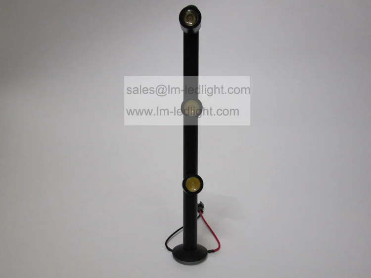 LED display light (300)