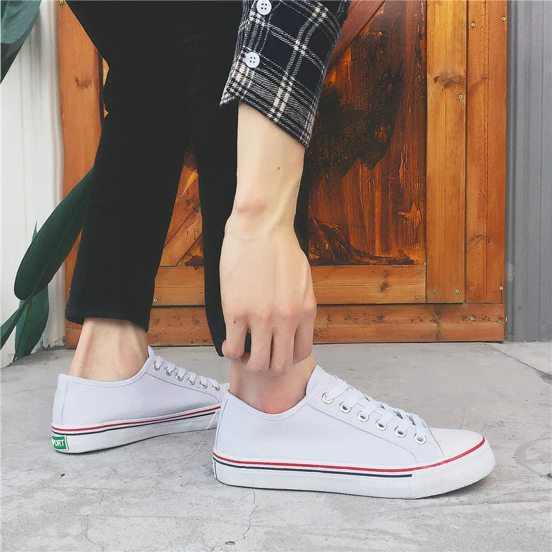 JINBEILEE New Solid Color Couple Canvas Shoes Classic Breathable Male Skateboard Shoes Color Men's and Women's Shoes