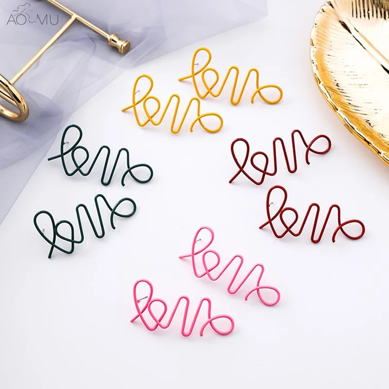 

AOMU New Korean Fashion Color Hollow Letters LOVE Line Irregular Metel Stud Earrings for Women Girl Party Accessories