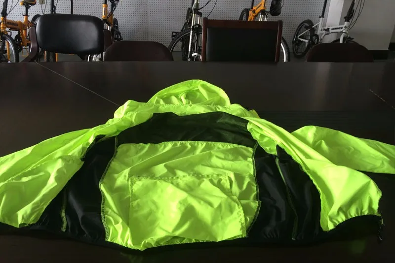 ROCKBROS ветрозащитная куртка с капюшоном для велоспорта с длинным рукавом, дышащая быстросохнущая ветровка, мужская и женская верхняя одежда для горного велосипеда