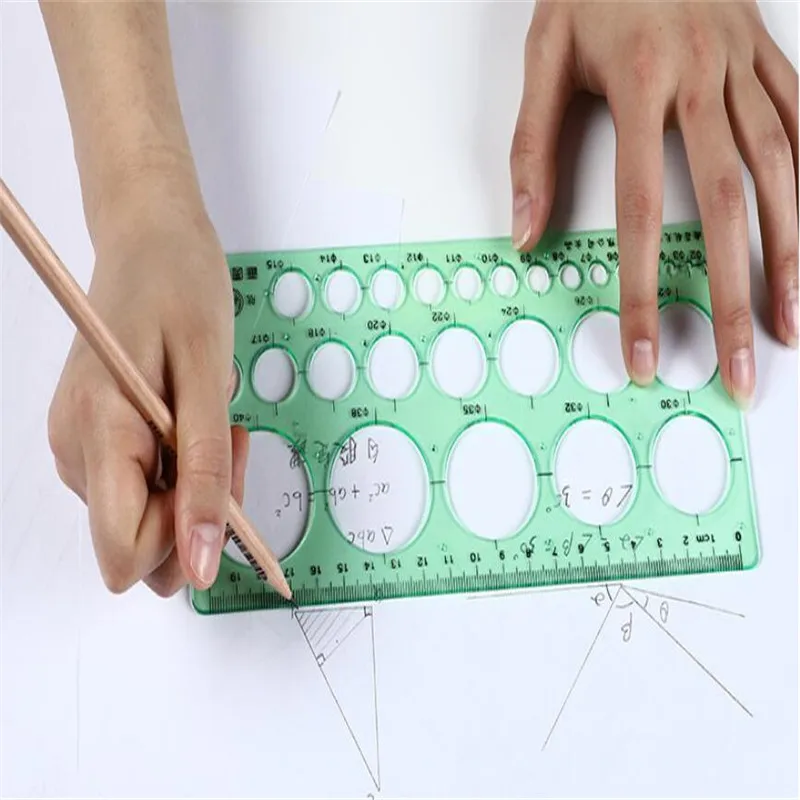 Рисунок 2 - Линейка пластиковая для студентов