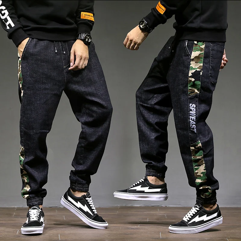 

Fashion Classical Men Jogger Jeans Punk Style Loose Fit Harem Pants Black Blue Camouflage Spliced Cargo Pants Hip Hop Jeans Men
