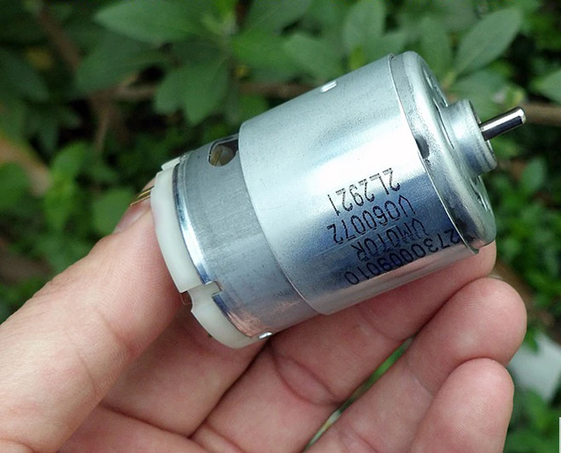 

1PC 540 Motor High Speed Large Torque DC 12V-18V 3.15mm Shaft 50.1x35.8mm DIY Spare Parts for RC Toy Racing Boat/Cat