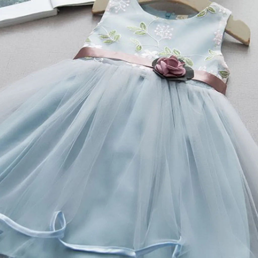Кружевные платья маленькой принцессы летние однотонные фатиновые платья-пачки без рукавов для девочек 2, 3, 4, 5, 6 лет праздничные платья