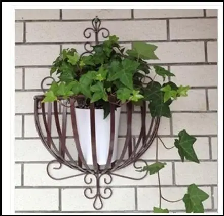 

2pcsEuropean type iron art flower frame wall hanging semicircle decoration
