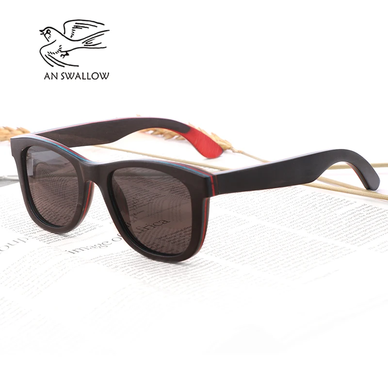 

Luxury Skateboard Wood Sunglasses Vintage Black Frame Wooden Sunglasses Women Polarized Men's Bamboo Wood Sunglasses