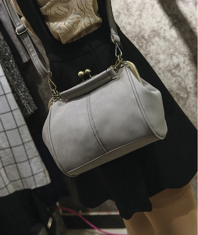 Women PU Leather Purse Retro Fashion Top Handle Handbag Kiss Lock Crossbody Shoulder Bag for Ladies (17)
