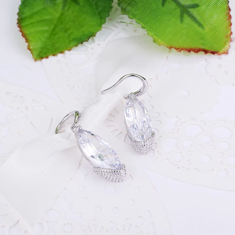 

MAIKALE Long Stud Earrings AAA Cubic Zirconia Drop-Shaped Pendant Earrings Simple Silver Korean Earrings For Women Send Friend