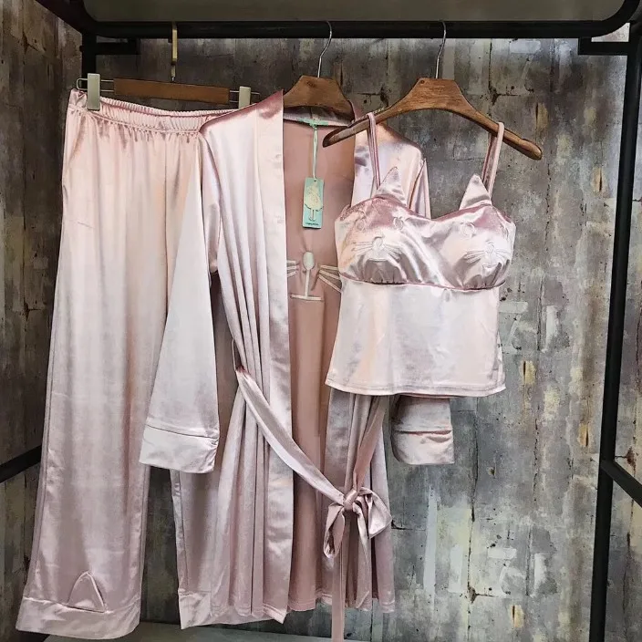 

2019 Autumn and Winter Women's cartoon cat pattern Night Robe Trousers Three Piece Set Home Clothes Velvet Sleepwears Pajamas