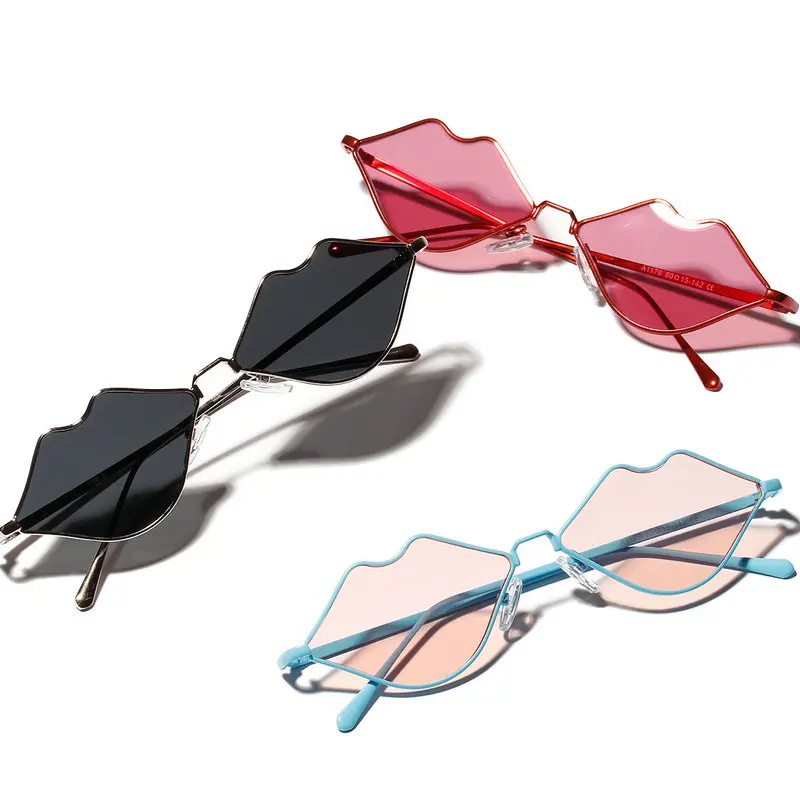 

Women Sunglasses Metal Frame Sunglasses Women Sexy Red Lips Trend Sun glasses Small Box Colorful Women Eyewear UV400 FML