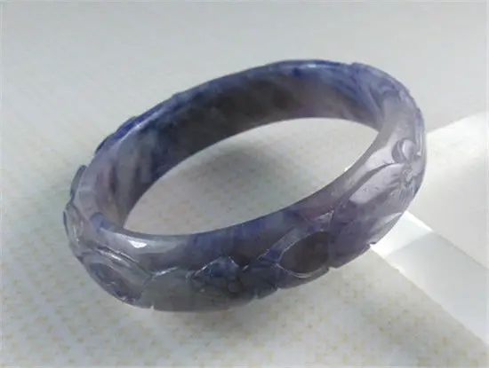 

UNIQUE VINTAGE HAND-CARVED CHINESE PURPLE JADEITE JADE BANGLE BRACELET 64MM a 5.19