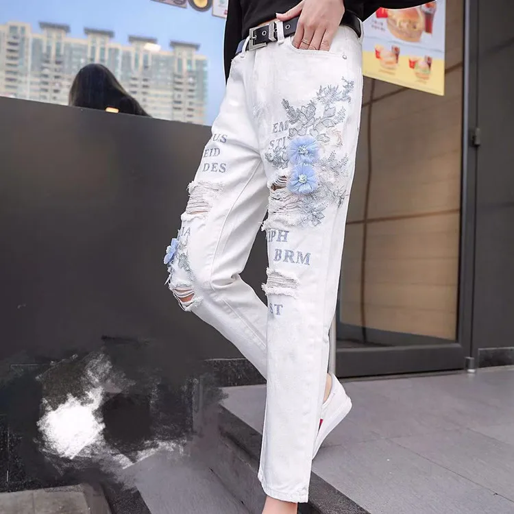 Весенние модные женские штаны-шаровары длиной до щиколотки с дырками и высокой талией, белые джинсы с буквами и цветами