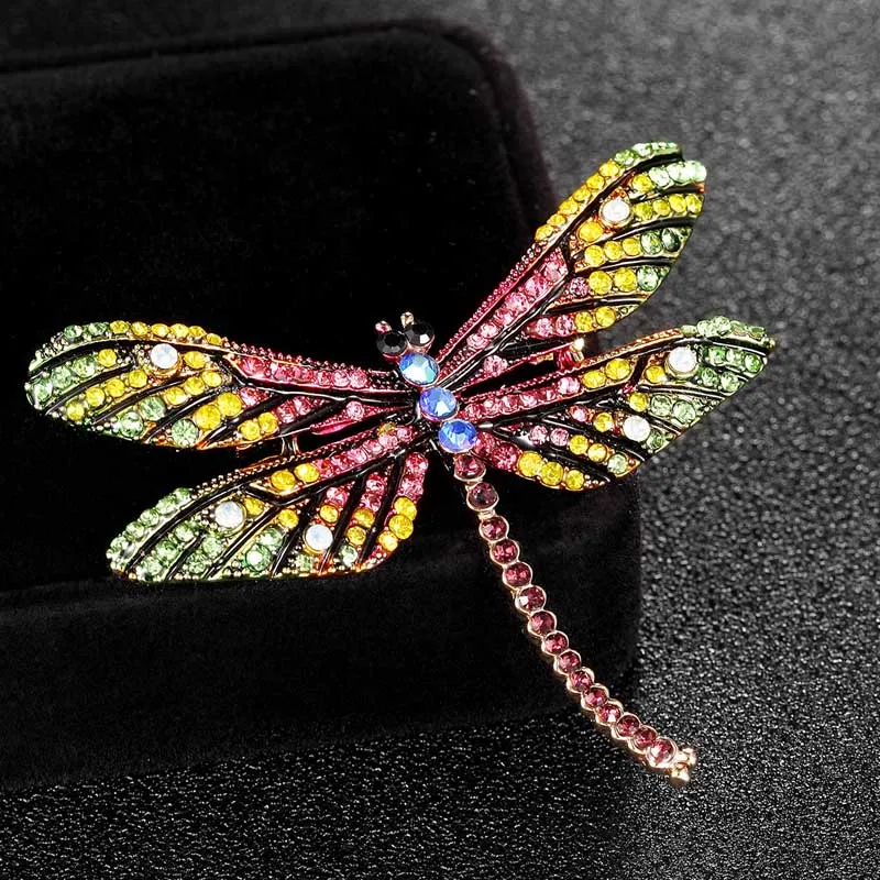 Эмали Dragonfly Броши для Для женщин вечерние пару украшений горный хрусталь насекомых вечерние свадьбы банкетный броши подарки шляпы аксессуар - Окраска металла: pink with green