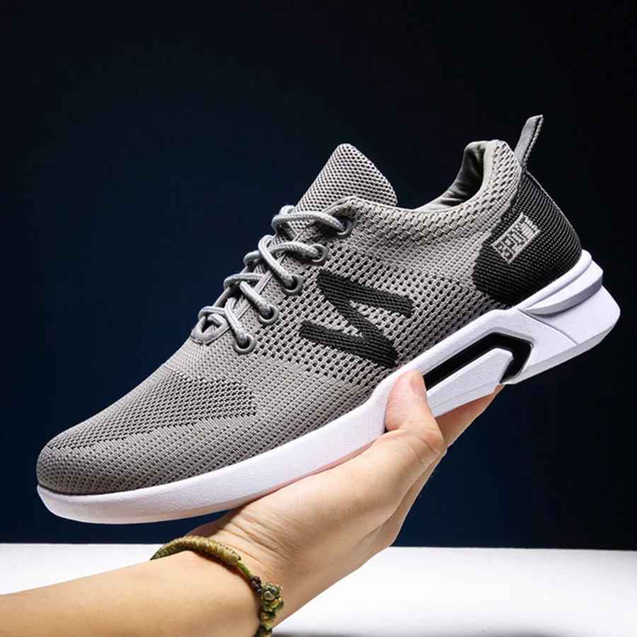 Summer New Breathable and Light Mesh Men's Shoes Korean Version of the