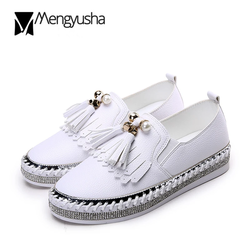 

2019 Newest Korea Ladies Pearl Microfiber Cozy Flats Joker Tassel Loafers Woman Round Toe Slip on Shoes Mocassins Creepers mujer