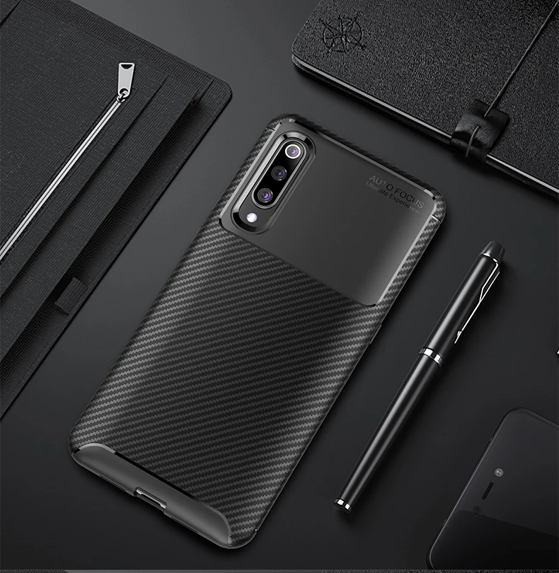 

Carbon fiber anti-fall and scratch-resistant TPU phone case for Xiaomi 9/play/Pocophone F1/max 3/Redmi 7/Redmi GO/Redmi note 7