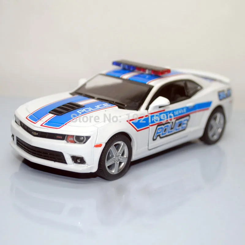 Chevrolet Camaro police version white (2)