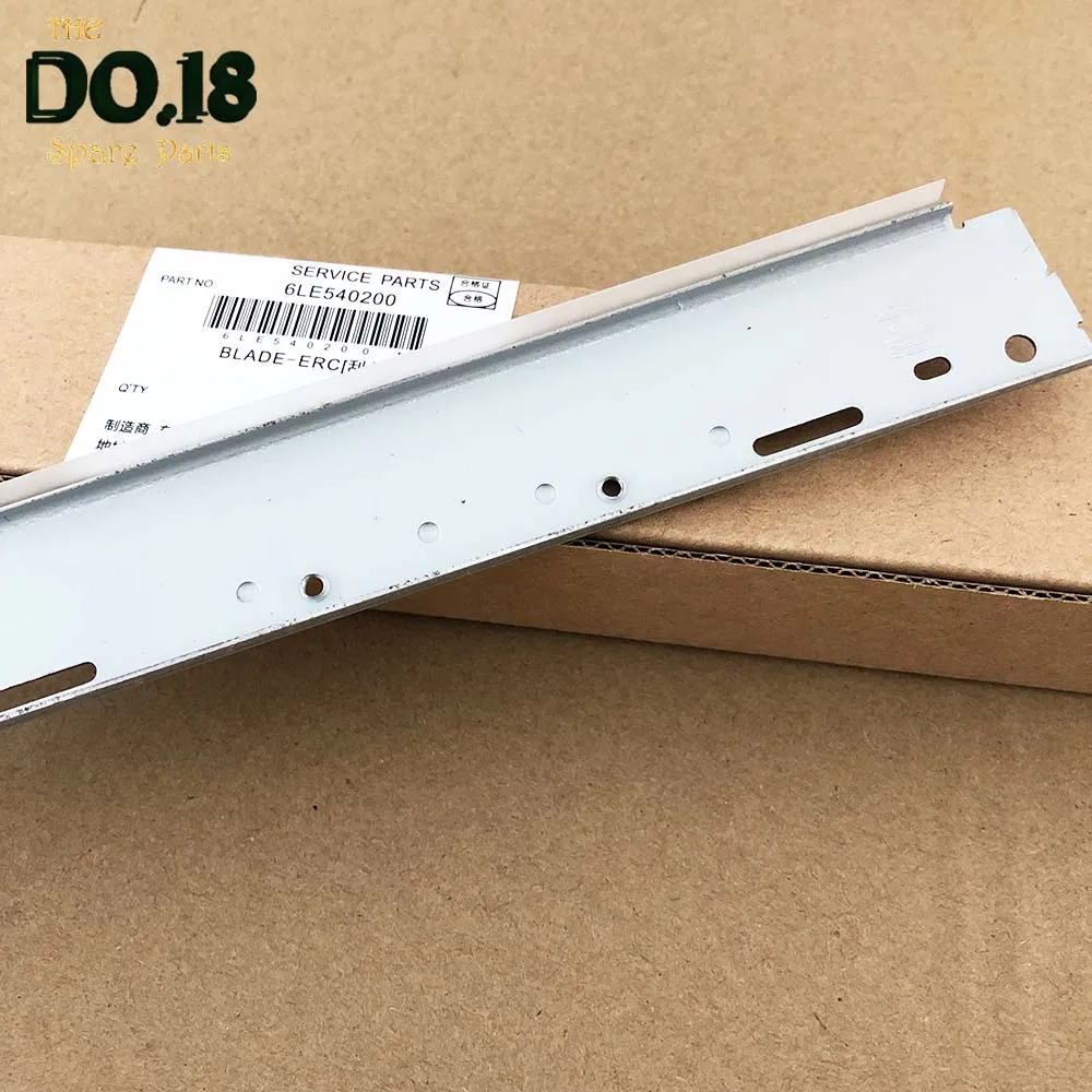 Toner Recovery Blade 6LE54020000 for Toshiba E-Studio 163 165 166 167 181 182 195 202L 203 203L 205 206 207 223 225 232 233 237 (1)